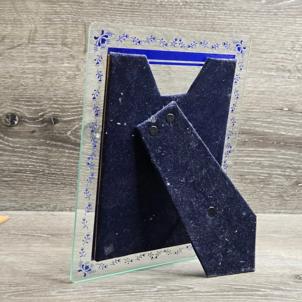 Vintage Beveled Glass Picture Frame Etched Floral Border Desktop Photo Holder 9
